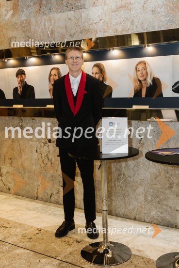 1982, krstna uprizoritev v SNG Nova Gorica