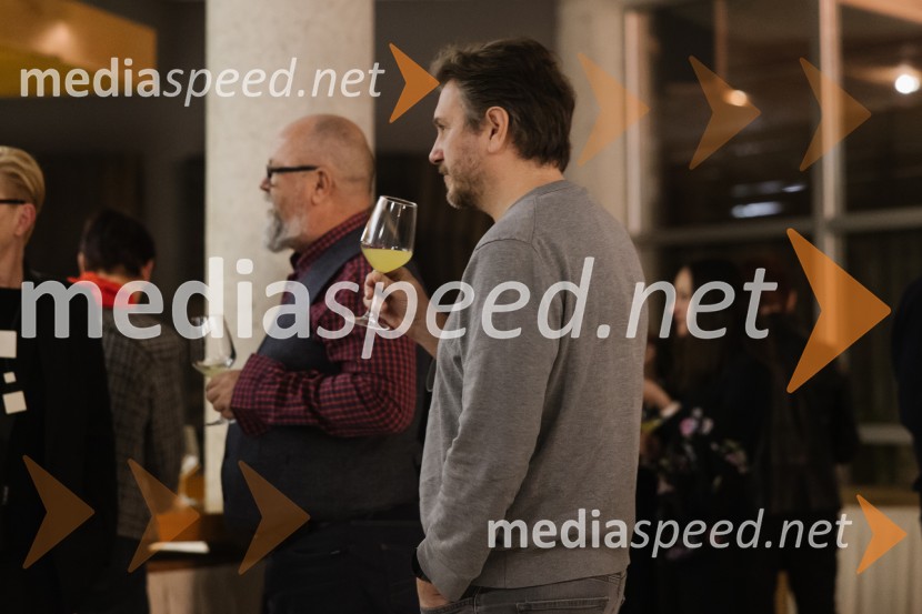 1982, krstna uprizoritev v SNG Nova Gorica