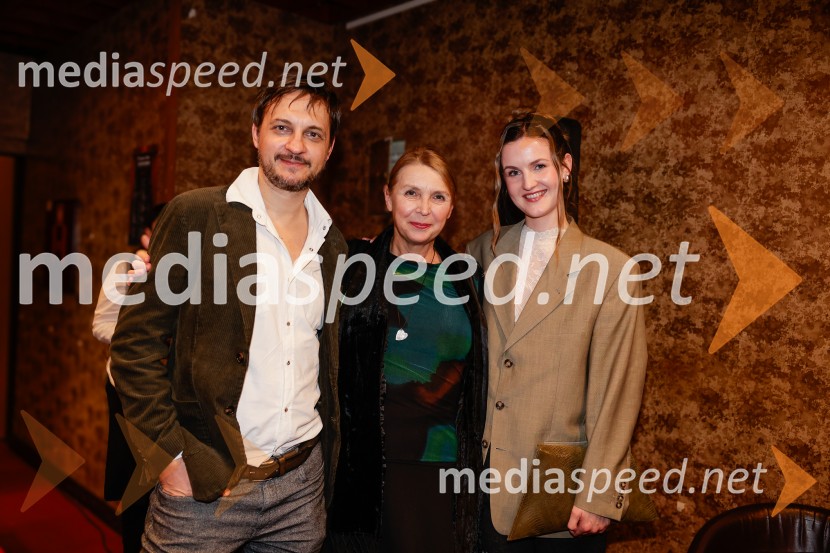 Lepotna kraljica Leenana, premiera Prešernovo gledališče Kranj