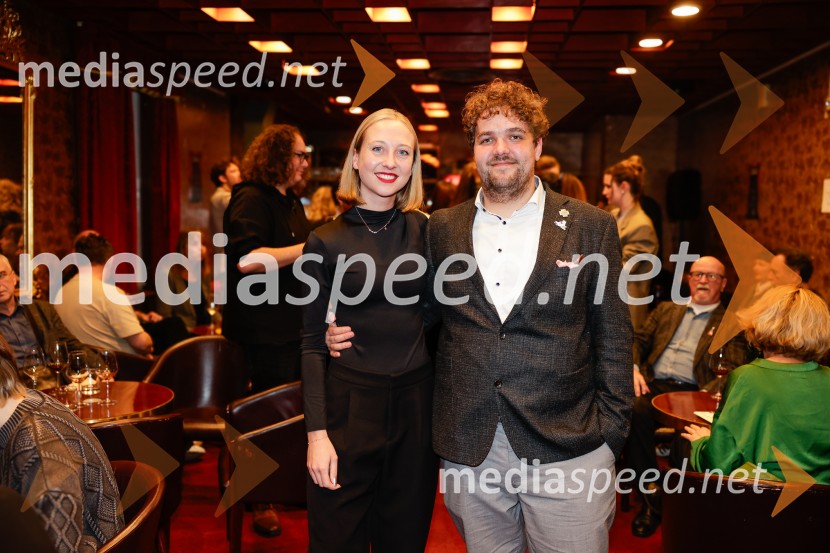 Lepotna kraljica Leenana, premiera Prešernovo gledališče Kranj