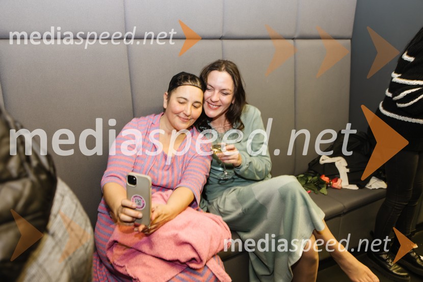 1982, krstna uprizoritev v SNG Nova Gorica