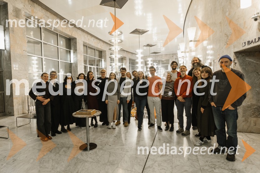 1982, krstna uprizoritev v SNG Nova Gorica