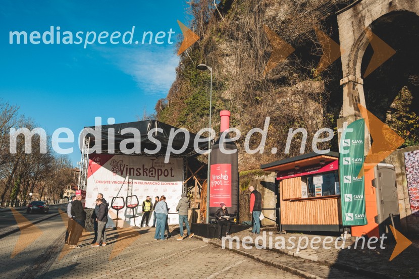 Vinska pot v rovih pod starim Kranjem, drugi petek