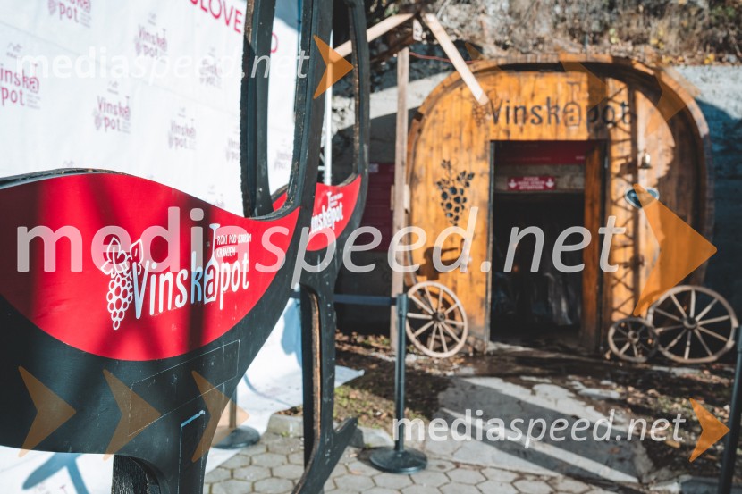 Vinska pot v rovih pod starim Kranjem, drugi petek