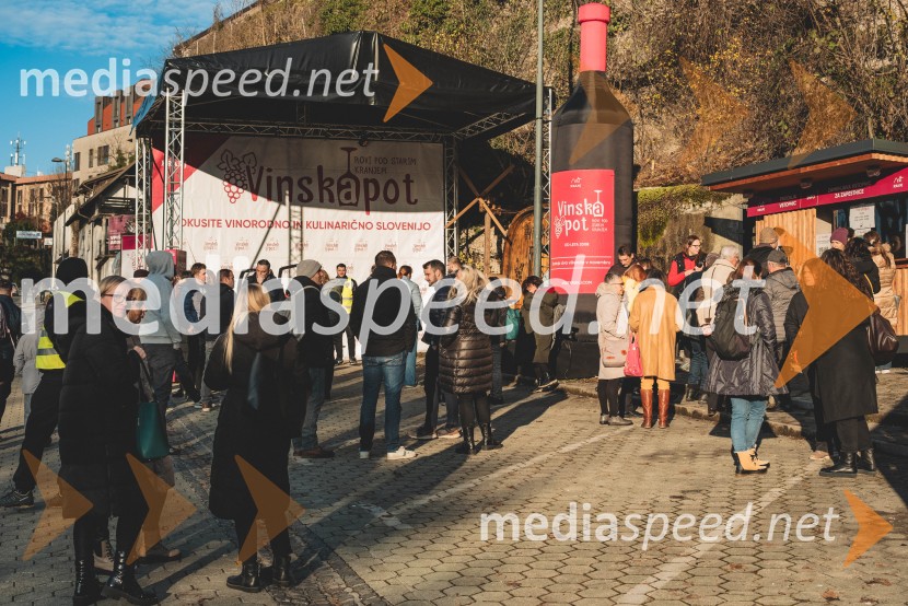 Vinska pot v rovih pod starim Kranjem, drugi petek