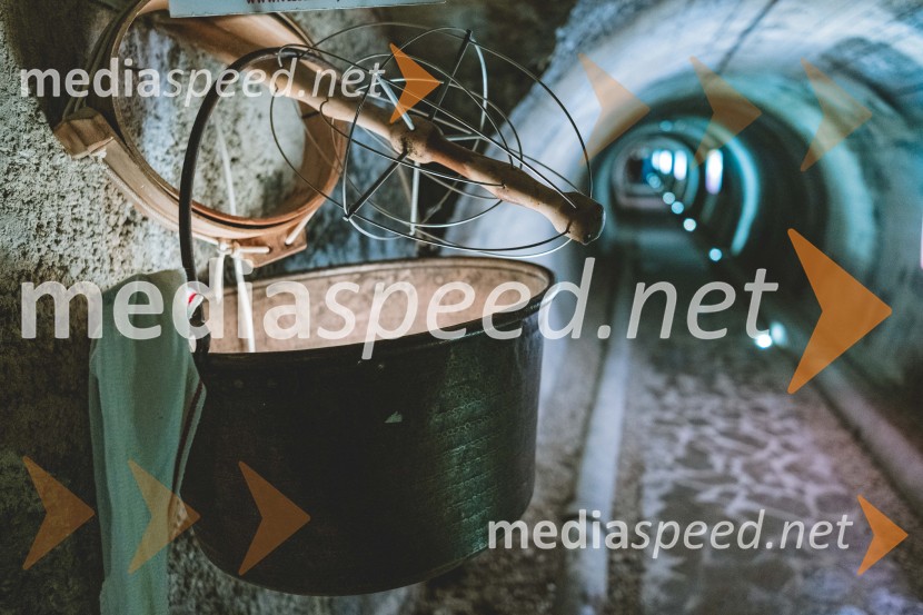 Vinska pot v rovih pod starim Kranjem, drugi petek