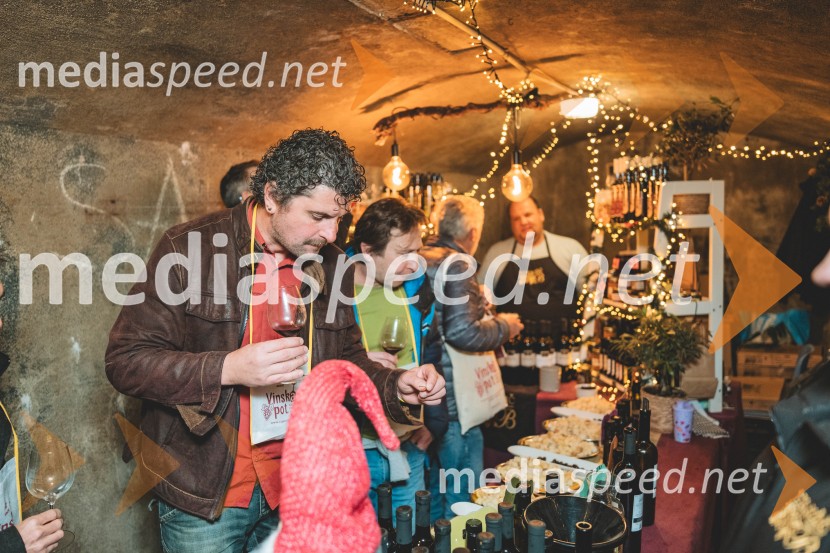 Vinska pot v rovih pod starim Kranjem, drugi petek