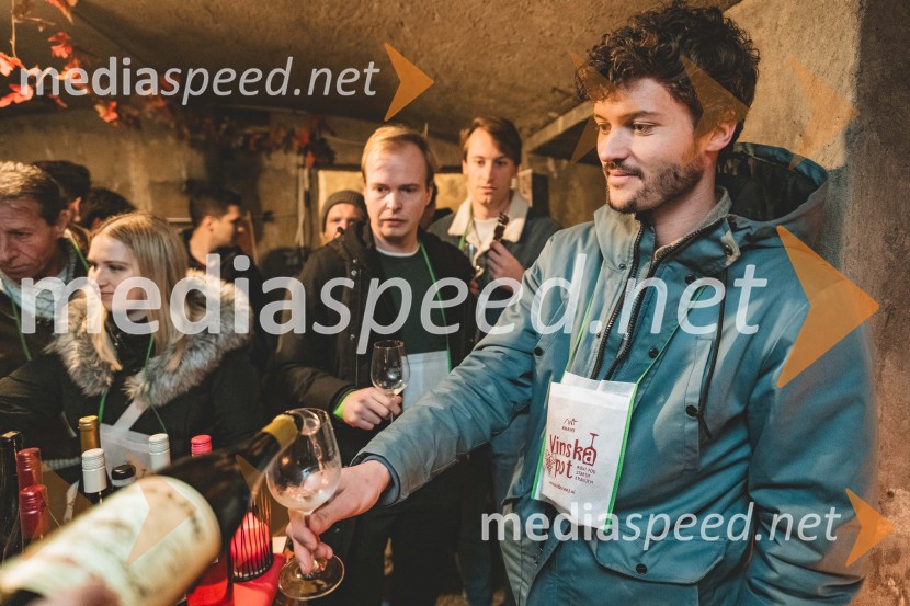 Vinska pot v rovih pod starim Kranjem, drugi petek