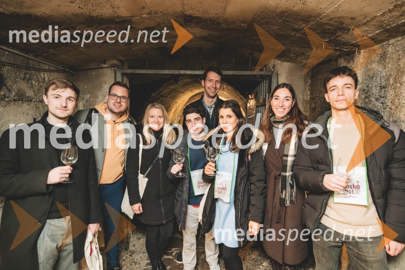 Vinska pot v rovih pod starim Kranjem, drugi petek