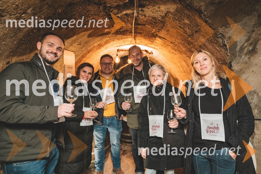 Vinska pot v rovih pod starim Kranjem, drugi petek