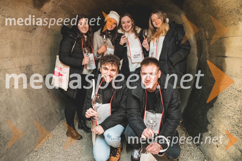 Vinska pot v rovih pod starim Kranjem, drugi petek