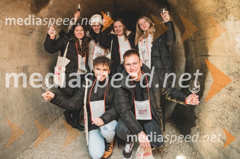 Vinska pot v rovih pod starim Kranjem, drugi petek