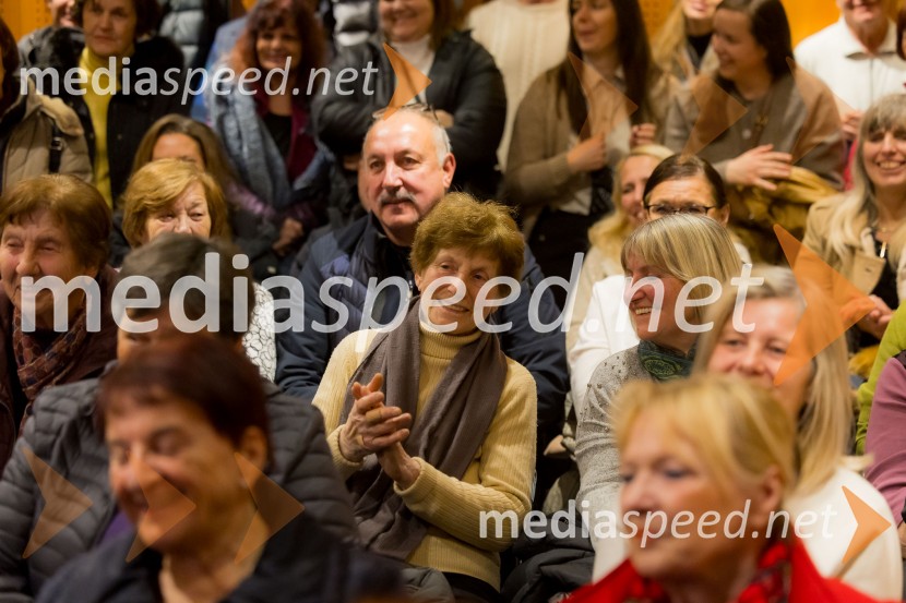 Martin Golob gost v skednju Škrabčeve domačije