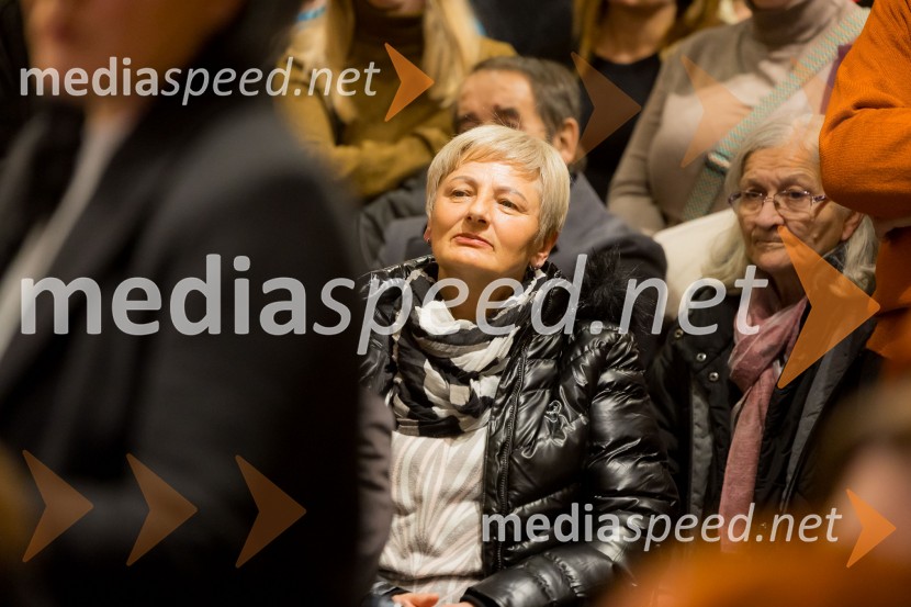 Martin Golob gost v skednju Škrabčeve domačije