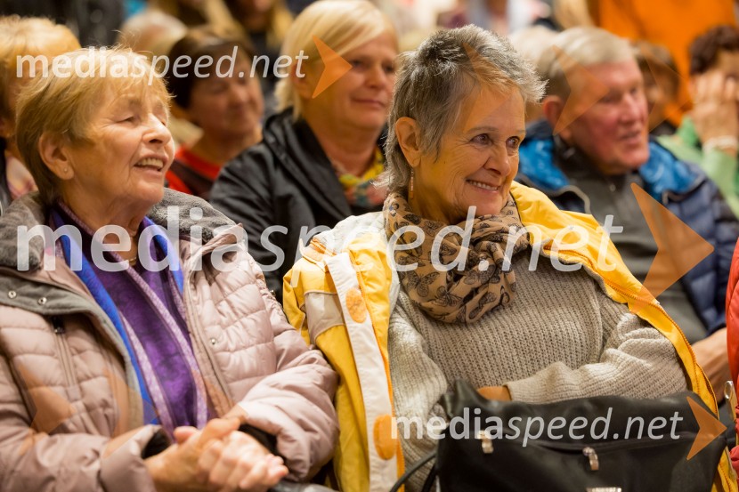 Martin Golob gost v skednju Škrabčeve domačije