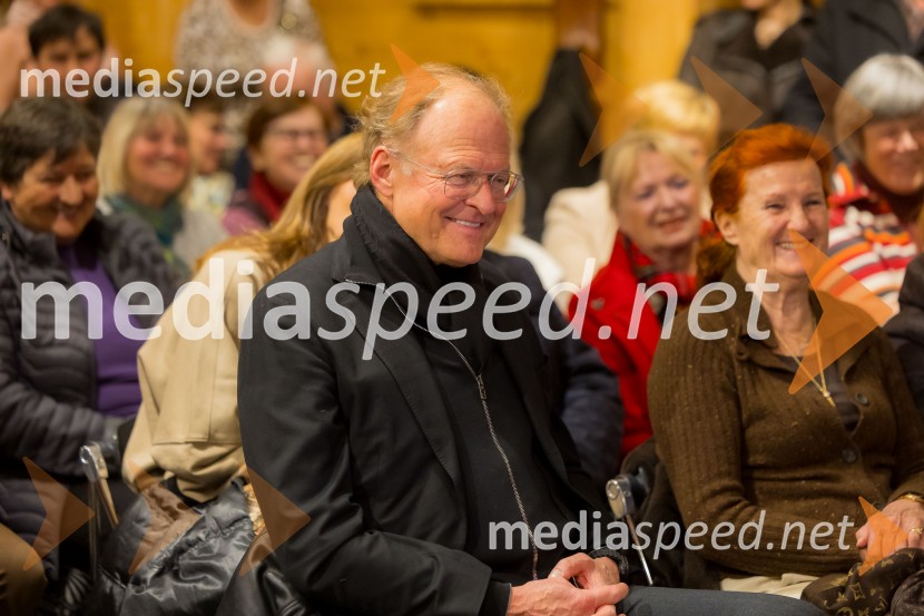 Martin Golob gost v skednju Škrabčeve domačije