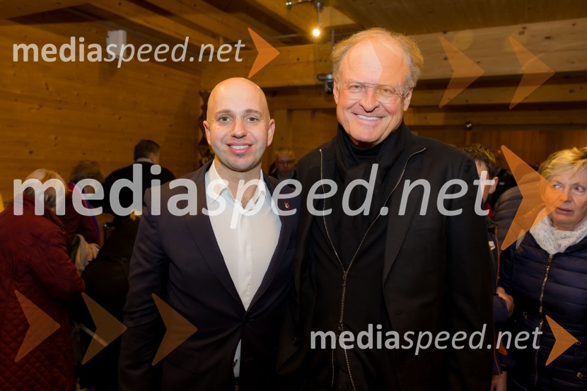 Martin Golob gost v skednju Škrabčeve domačije