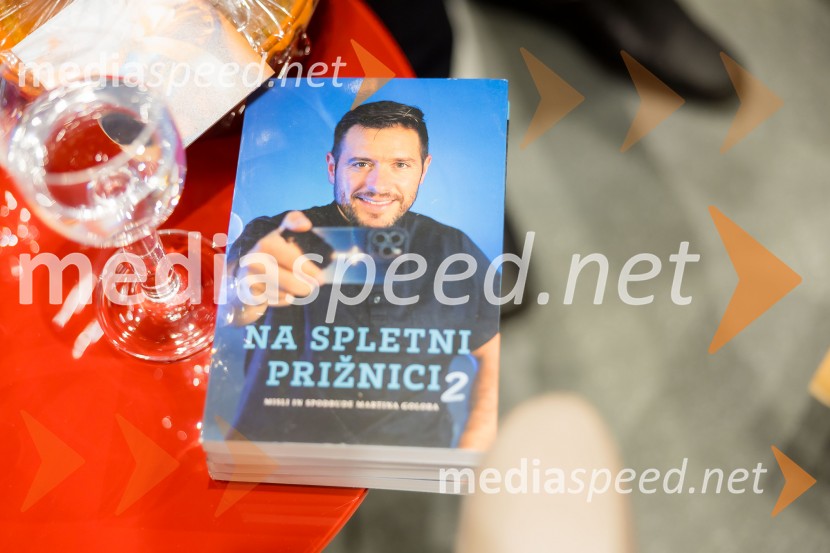 Martin Golob gost v skednju Škrabčeve domačije