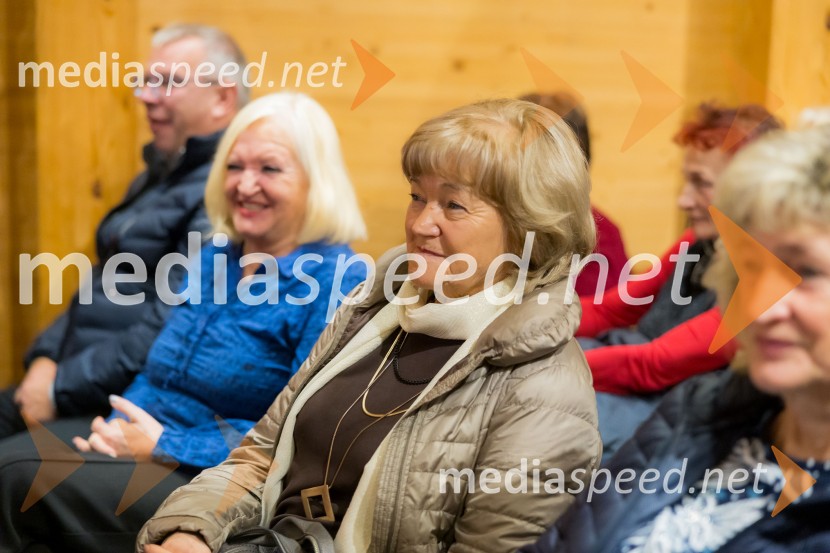 Martin Golob gost v skednju Škrabčeve domačije