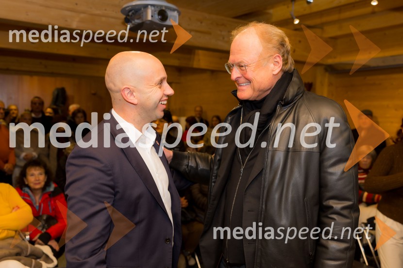 Martin Golob gost v skednju Škrabčeve domačije