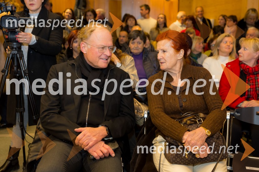 Martin Golob gost v skednju Škrabčeve domačije