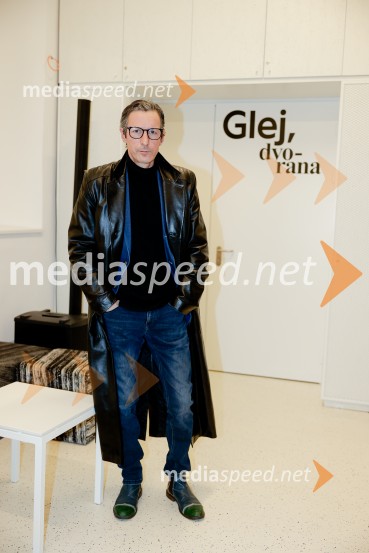 Manifest, Mladinsko gledališče Ljubljana, premiera