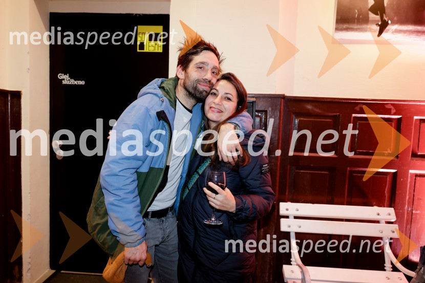 Manifest, Mladinsko gledališče Ljubljana, premiera