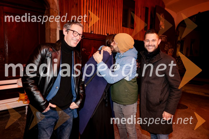 Manifest, Mladinsko gledališče Ljubljana, premiera