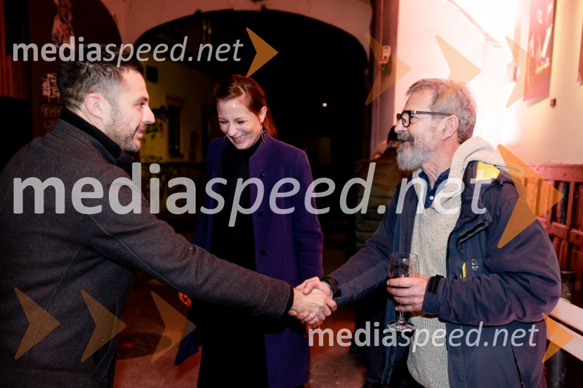 Manifest, Mladinsko gledališče Ljubljana, premiera