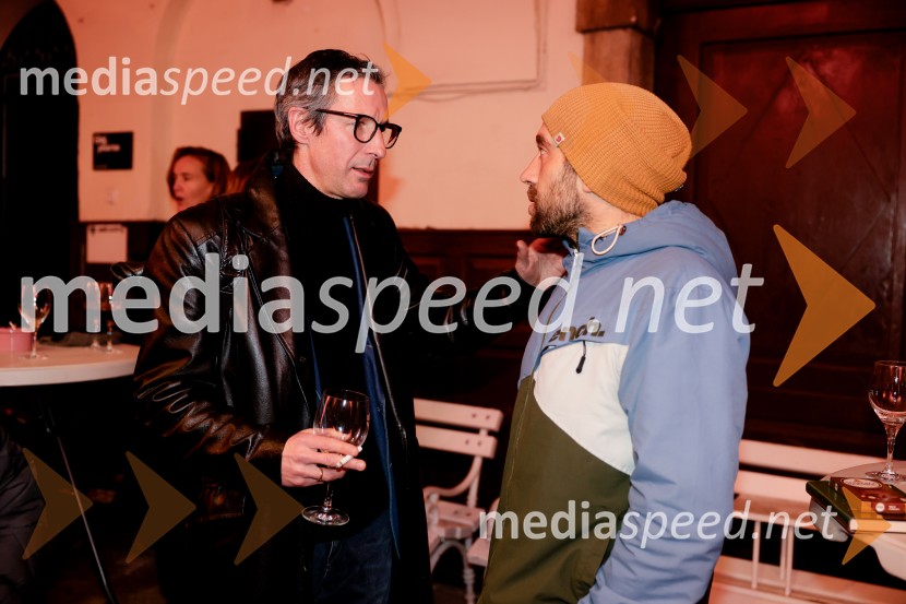 Manifest, Mladinsko gledališče Ljubljana, premiera