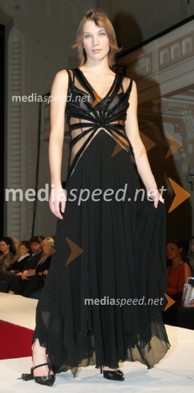 Manekenka Suzana, nosi obleko Josephine collectionNaj Celjanka - Naj Celjan, prva podelitev naziva