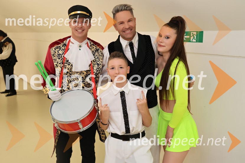  ... ;  ... ;  Sebastian Podgornik, pevec in plesalec;  ... Silvestrski pozdrav 2025, snemanje oddaje v Dvorani Tabor