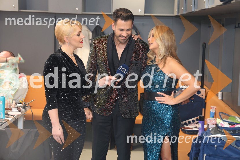  Tjaša  Platovšek, voditeljica in urednica, RTV SLO;  Domen Kumer, pevec;  Saša Lendero, pevka, voditeljicaSilvestrski pozdrav 2025, snemanje oddaje v Dvorani Tabor