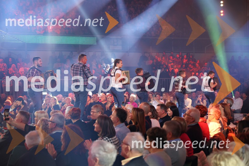 Silvestrski pozdrav 2025, snemanje oddaje v Dvorani Tabor