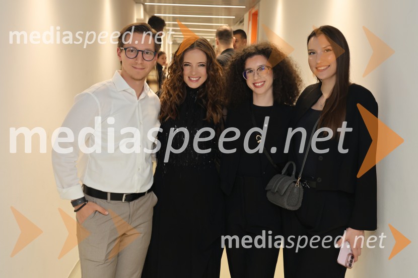  ... ;  Nina Pušlar, pevka;  ... ;  ... Silvestrski pozdrav 2025, snemanje oddaje v Dvorani Tabor