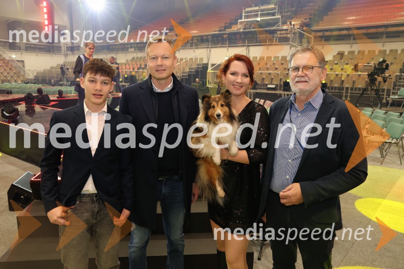 Silvestrski pozdrav 2025, snemanje oddaje v Dvorani Tabor