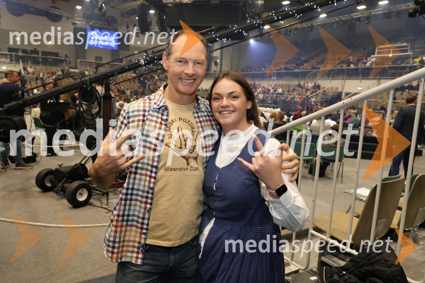  Jože Potrebuješ, skupina Čuki;  ... Silvestrski pozdrav 2025, snemanje oddaje v Dvorani Tabor