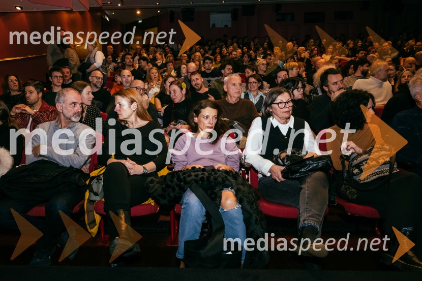 Janis Varufakis v Kritičnem kabaretu Cankarjevega doma