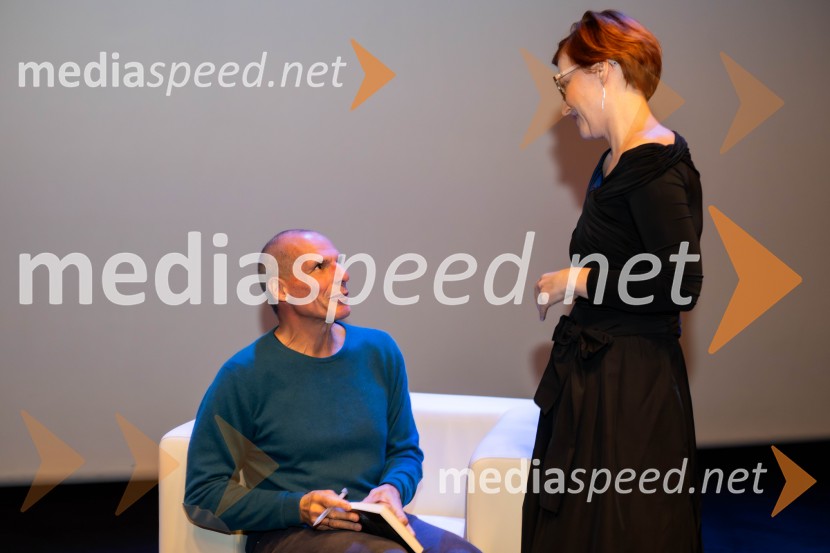 Janis Varufakis v Kritičnem kabaretu Cankarjevega doma