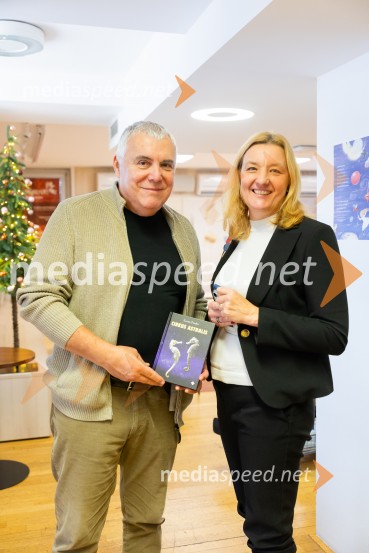  Zoran Predin, glasbenik; dr. Alenka Kepic Mohar, glavna urednica Mladinske knjige in direktorica Cankarjeve založbePredstavitev knjižnih novosti Cankarjeve založbe