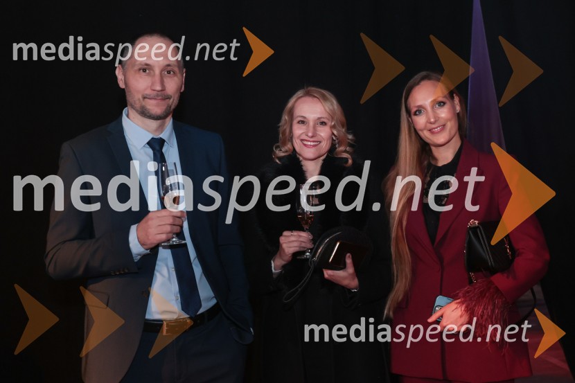 Slovenija podelila nagrade najboljšim tujim investitorjem 2025