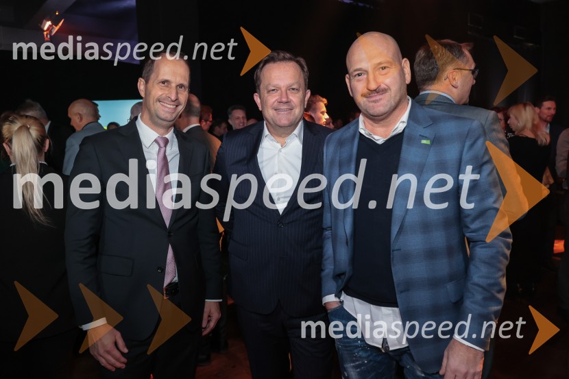 Slovenija podelila nagrade najboljšim tujim investitorjem 2025