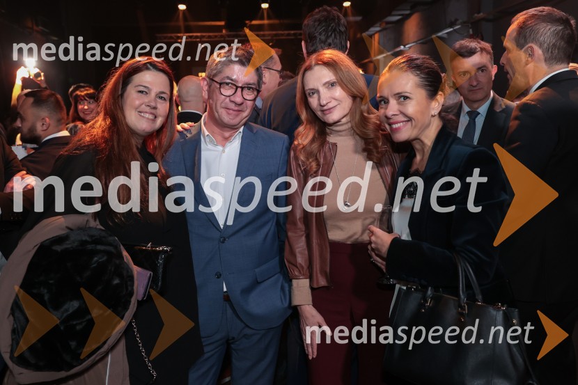  ... ;  ... ;  ... ;  Viktorija Radojević Mavrič, direktorica marketinga in razvoja Mercator d.d.Slovenija podelila nagrade najboljšim tujim investitorjem 2025