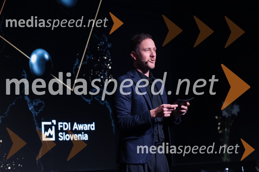  Klemen Slakonja, igralec, komik in TV voditeljSlovenija podelila nagrade najboljšim tujim investitorjem 2025