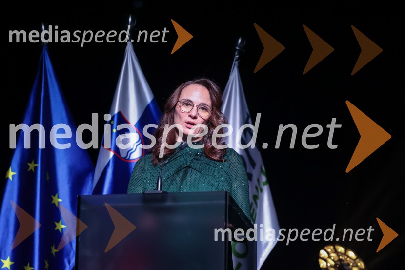  Tamara Zajec Balažič, direktorica, SPIRIT SlovenijaSlovenija podelila nagrade najboljšim tujim investitorjem 2025