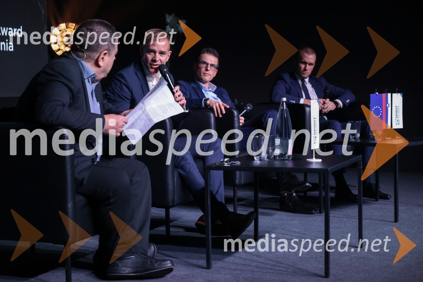 Slovenija podelila nagrade najboljšim tujim investitorjem 2025