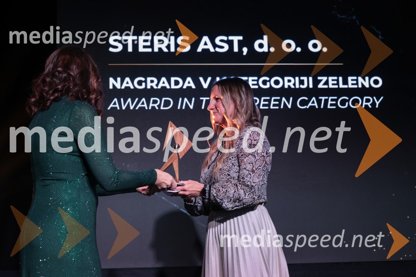 Slovenija podelila nagrade najboljšim tujim investitorjem 2025