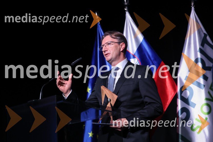 Slovenija podelila nagrade najboljšim tujim investitorjem 2025