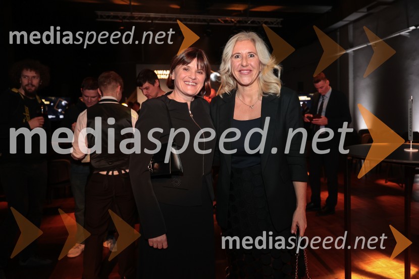 mag. Petra Stušek, direktorica, Turizem Ljubljana;  Katja  Stadler, Direktorica Deslo – AHK, poslovne storitve d.o.o.Slovenija podelila nagrade najboljšim tujim investitorjem 2025