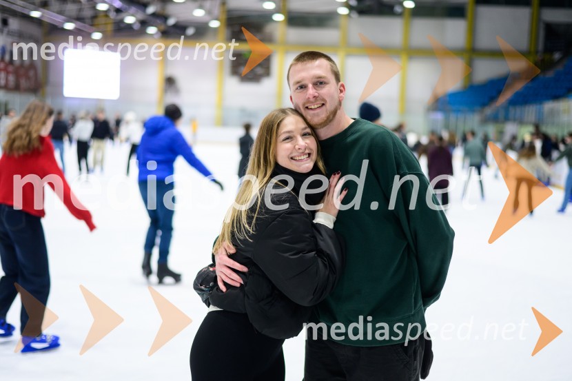 Študentsko drsanje znova privabilo številne navdušence na led